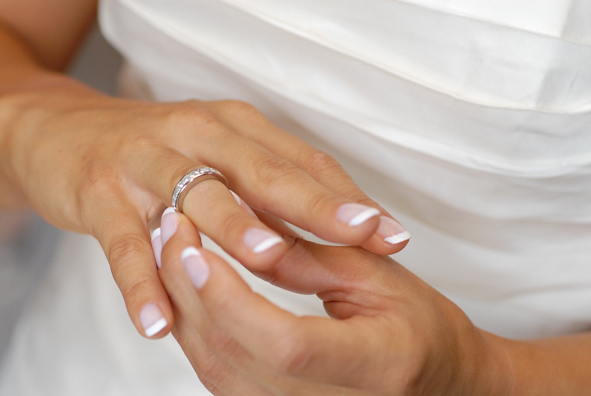 Lady's Wedding Rings