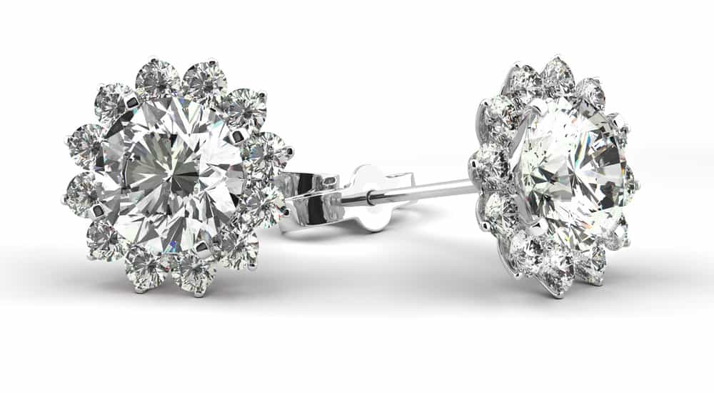 5 Ways to Make a Statement with Your Earrings