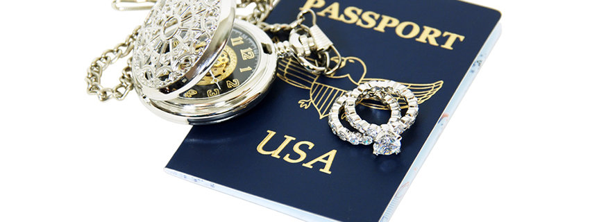 Make Your Next Travel Souvenir a Piece of Jewelry