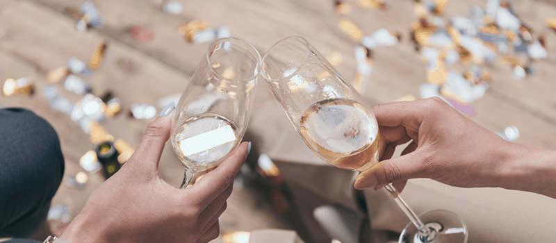 17th Wedding Anniversary Gift Guide