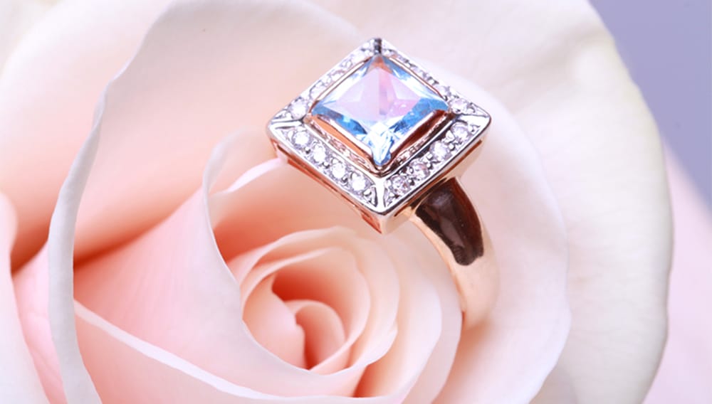 Tips to buying an Engagement Rings